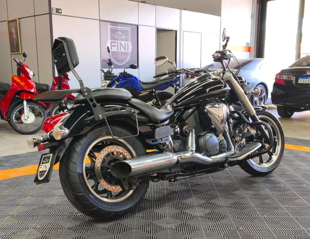 YAMAHA XVS 950 - Foto