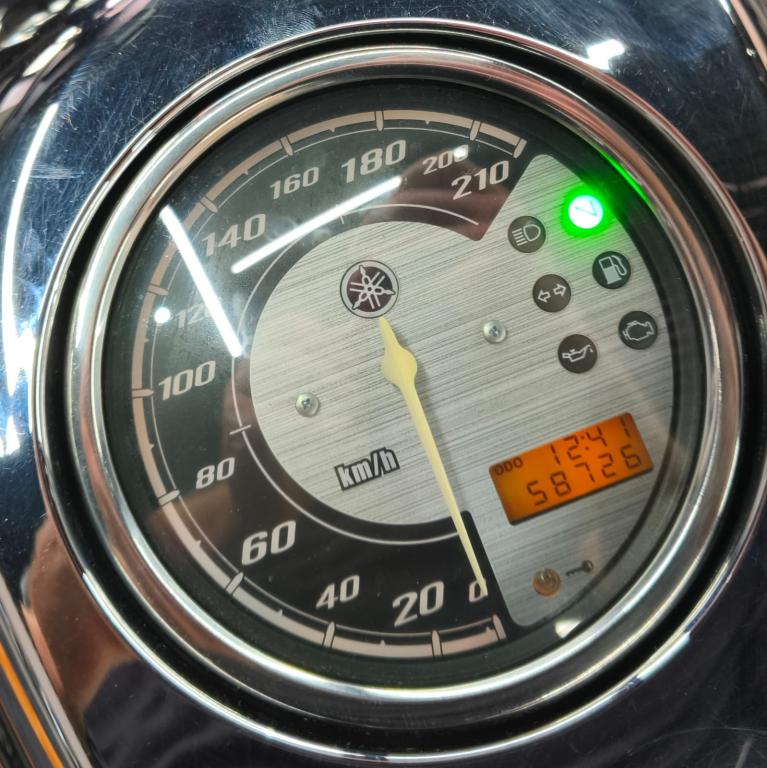 YAMAHA XVS 950 - Foto