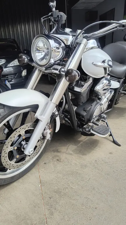 YAMAHA XVS MidnightStar - Foto