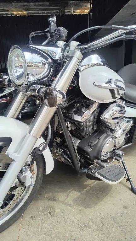YAMAHA XVS MidnightStar - Foto