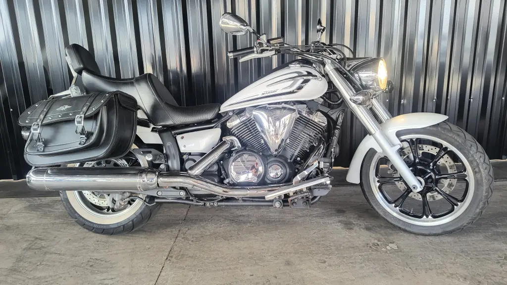 YAMAHA XVS MidnightStar