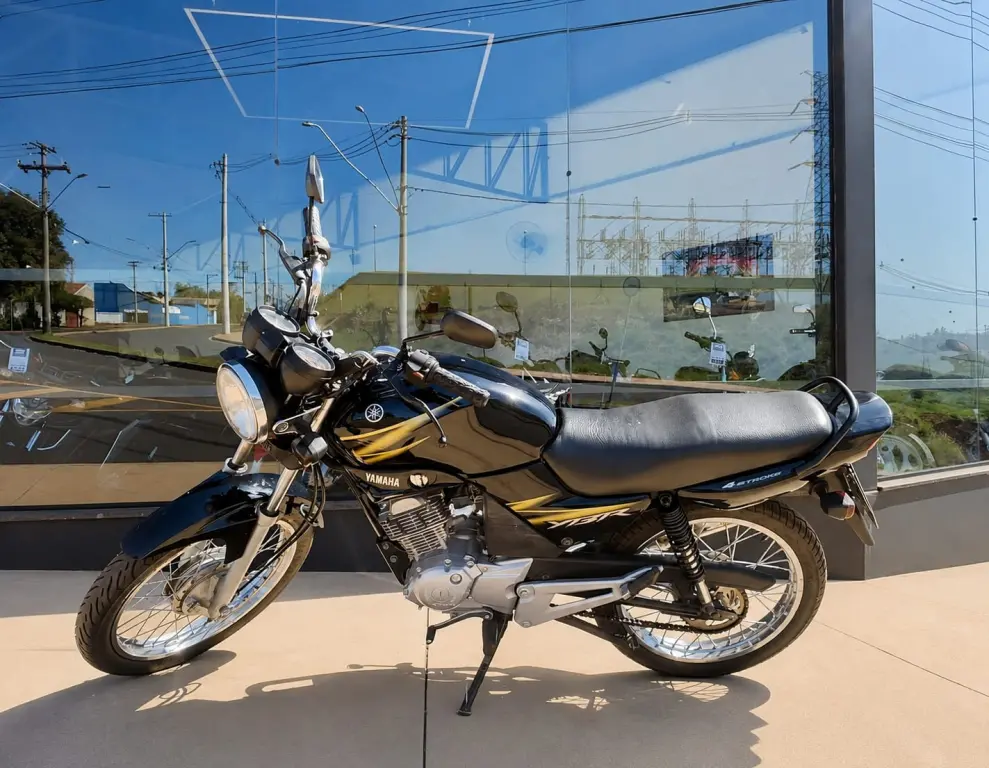 YAMAHA YBR 125 - Foto