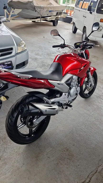 YAMAHA YS Fazer 250 - Foto