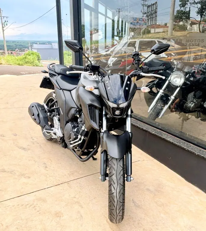 YAMAHA YS Fazer 250 - Foto