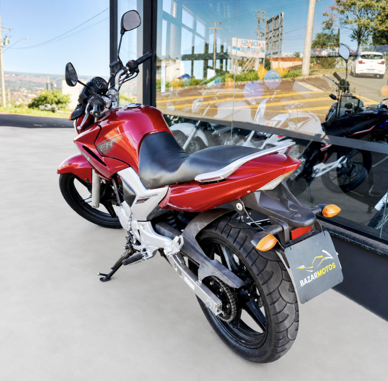 YAMAHA YS Fazer 250 - Foto