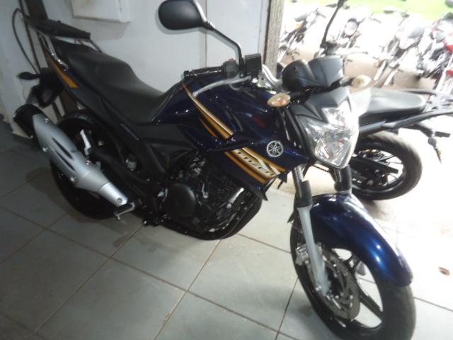 YAMAHA YS Fazer 250 - Foto
