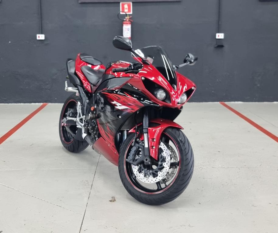 YAMAHA YZF R1 1000 - Foto