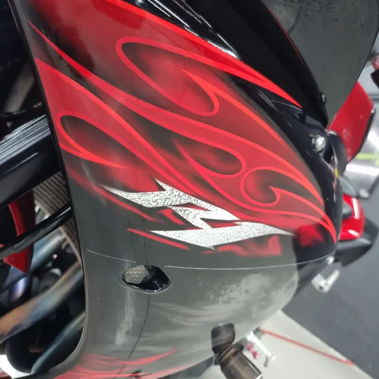 YAMAHA YZF R1 1000 - Foto