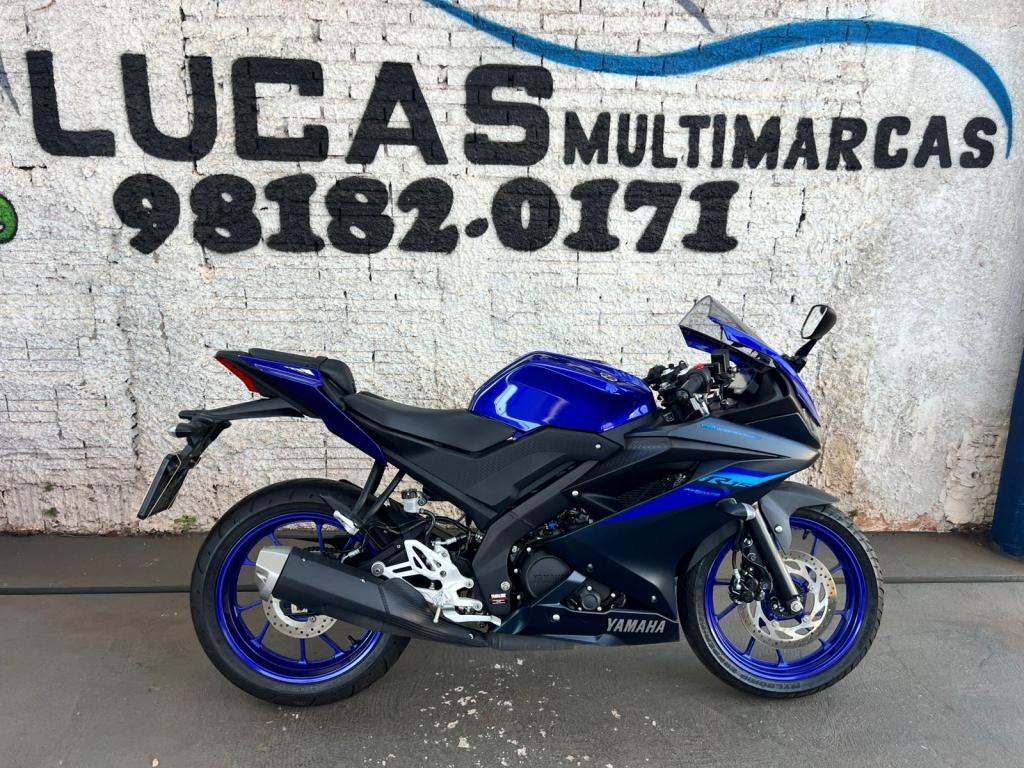 YAMAHA YZF R15 150 - Foto