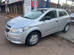 CHEVROLET Onix Hatch 1.0 4P FLEX LS