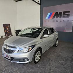 CHEVROLET Onix Hatch 1.4 4P FLEX LT AUTOM�TICO