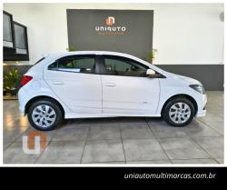 CHEVROLET Onix Hatch 1.4 4P FLEX LT
