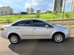 FIAT Linea 1.8 16V 4P FLEX HLX