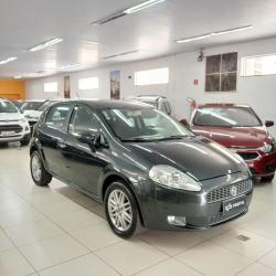FIAT Punto 1.8 16V 4P FLEX ESSENCE DUALOGIC AUTOMATIZADO