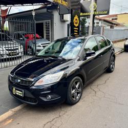 FORD Focus Hatch 1.6 4P GLX