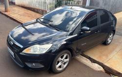 FORD Focus Hatch 1.6 4P GLX