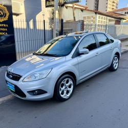 FORD Focus Sedan 2.0 16V 4P FLEX TITANIUM AUTOM�TICO