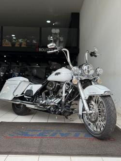 HARLEY DAVIDSON Road King 1600