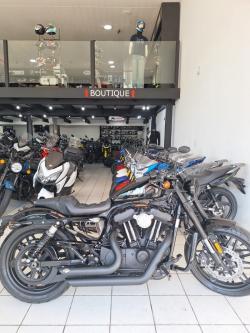 HARLEY DAVIDSON Roadster 1200 