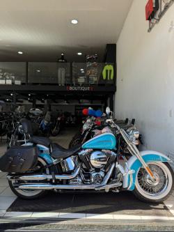 HARLEY DAVIDSON Softail DeLuxe 1600