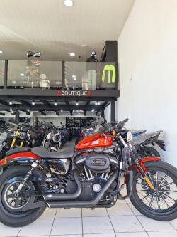 HARLEY DAVIDSON Sportster XL 883 IRON