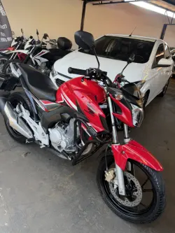 HONDA CB 250 F Twister 