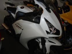 HONDA CBR 1000 RR FIRE BLADE