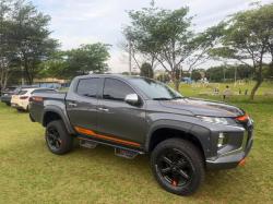 MITSUBISHI L 200 Triton 2.4 16V SPORT SAVANA SERTÕES 4X4 CABINE DUPLA TURBO DIESEL AUTOMÁTICO