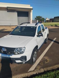 RENAULT Oroch 1.6 16V 4P FLEX INTENSE