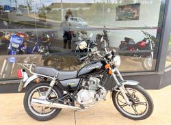 SUZUKI Intruder 125 