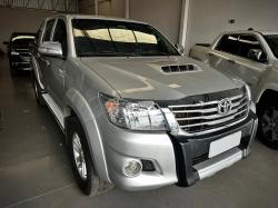 TOYOTA Hilux Caminhonete 3.0 4P 4X4 SRV TURBO DIESEL TOP CABINE DUPLA AUTOMTICO