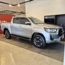 TOYOTA Hilux Caminhonete 2.8 16V SRV 4X4 DIESEL CABINE DUPLA AUTOMTICO