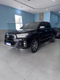 TOYOTA Hilux Caminhonete 2.8 16V SRV 4X4 DIESEL CABINE DUPLA AUTOMÁTICO TOYOTA Hilux Caminhonete 2.8 16V SRV 4X4 DIESEL CABINE DUPLA AUTOMÁTICO