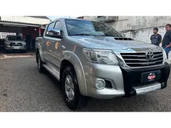 TOYOTA Hilux Caminhonete 3.0 16V 4P 4X4 SRV TURBO DIESEL CABINE DUPLA AUTOM�TICO