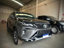 TOYOTA Hilux SW4 2.8 16V 4P SRX PLATINUM 4X4 7 LUGARES TURBO DIESEL AUTOMTICO