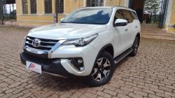 TOYOTA Hilux SW4 2.8 4P SRX 4X4 DIAMOND 7 LUGARES TURBO DIESEL AUTOM�TICO