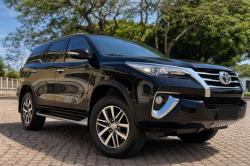 TOYOTA Hilux SW4 2.8 4P SRX 4X4 TURBO DIESEL AUTOMÁTICO