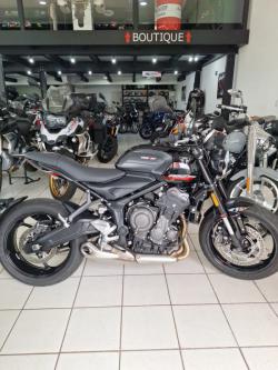 TRIUMPH Trident 660 