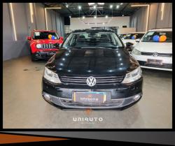 VOLKSWAGEN Jetta 2.0 4P CONFORTLINE TIPTRONIC AUTOMTICO