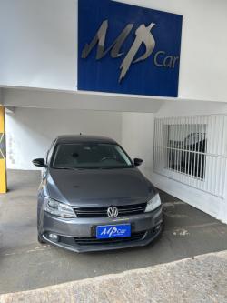 VOLKSWAGEN Jetta 2.0 4P COMFORTLINE TIPTRONIC AUTOM�TICO