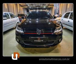 VOLKSWAGEN Jetta 2.0 4P TSI HIGHLINE 211 CV AUTOM�TICO
