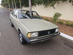 VOLKSWAGEN Passat 1.6 LS
