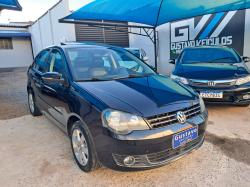 VOLKSWAGEN Polo Sedan 1.6 4P COMFORTLINE FLEX