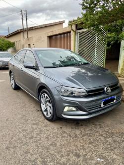 VOLKSWAGEN Virtus 1.0 4P 200 TSI FLEX HIGHLINE AUTOM�TICO