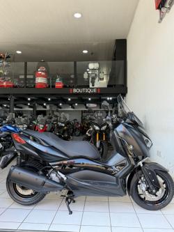 YAMAHA Xmax 250  YAMAHA Xmax 250