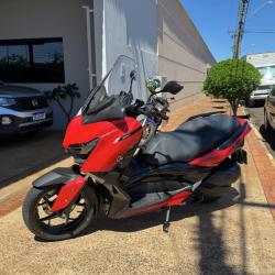 YAMAHA Xmax 250 