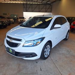 CHEVROLET Onix Hatch 1.4 4P FLEX LT