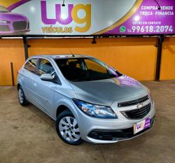CHEVROLET Onix Hatch 1.4 4P FLEX LT AUTOMTICO
