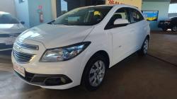 CHEVROLET Onix Hatch 1.4 4P FLEX LT