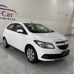 CHEVROLET Onix Hatch 1.4 4P FLEX LT